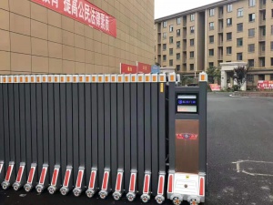 鋁合金電動伸縮門