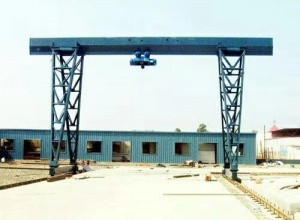 龍門(mén)起重機(jī)