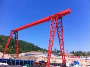 龍門(mén)起重機(jī)