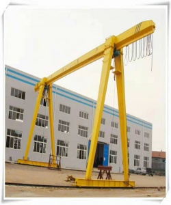 龍門(mén)起重機(jī)